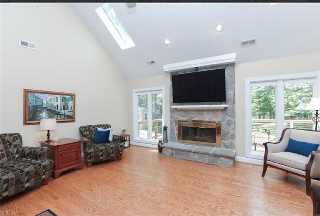 117 Winterview DR, Suffolk, VA 23434