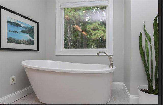117 Winterview DR, Suffolk, VA 23434