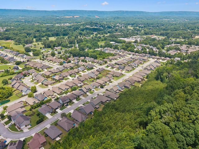 5425 Bungalow Circle, Hixson, TN 37343