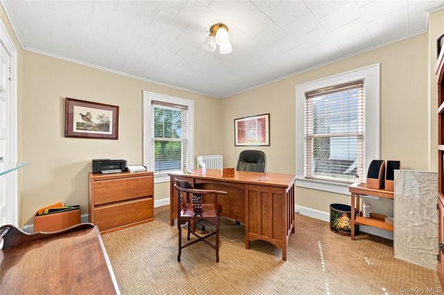 60 Cormack Court, Babylon, NY 11702