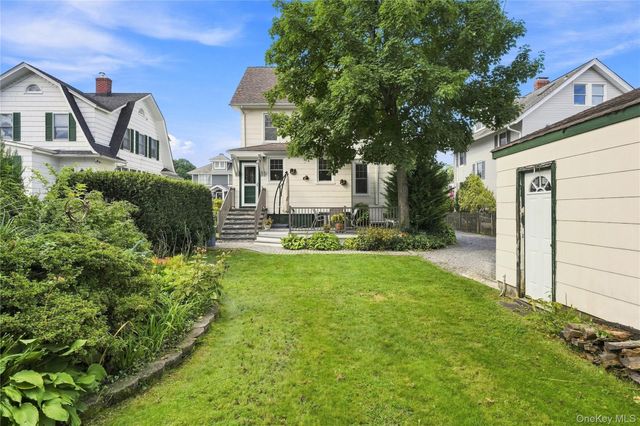 60 Cormack Court, Babylon, NY 11702