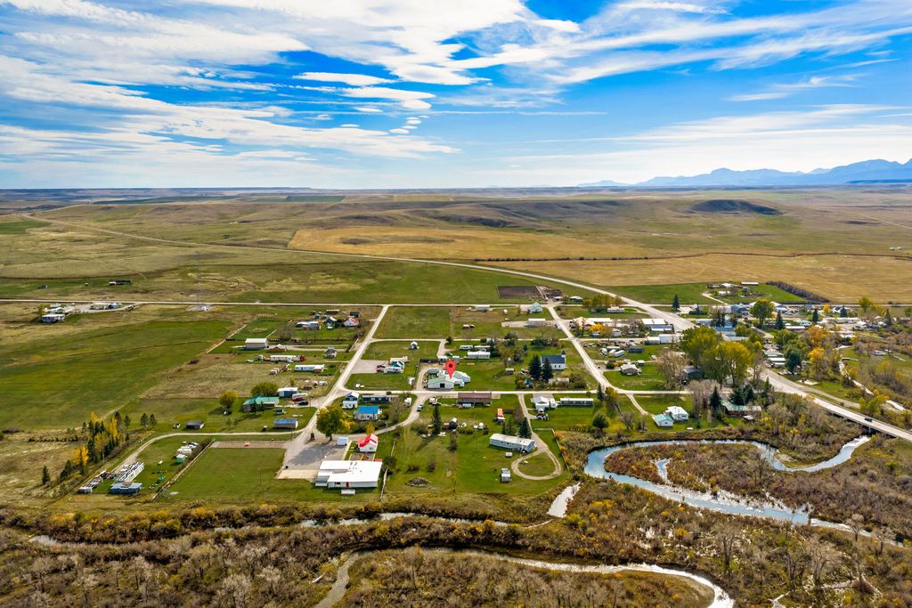 220 Columbus Avenue, Dupuyer, MT 59432 photo 3