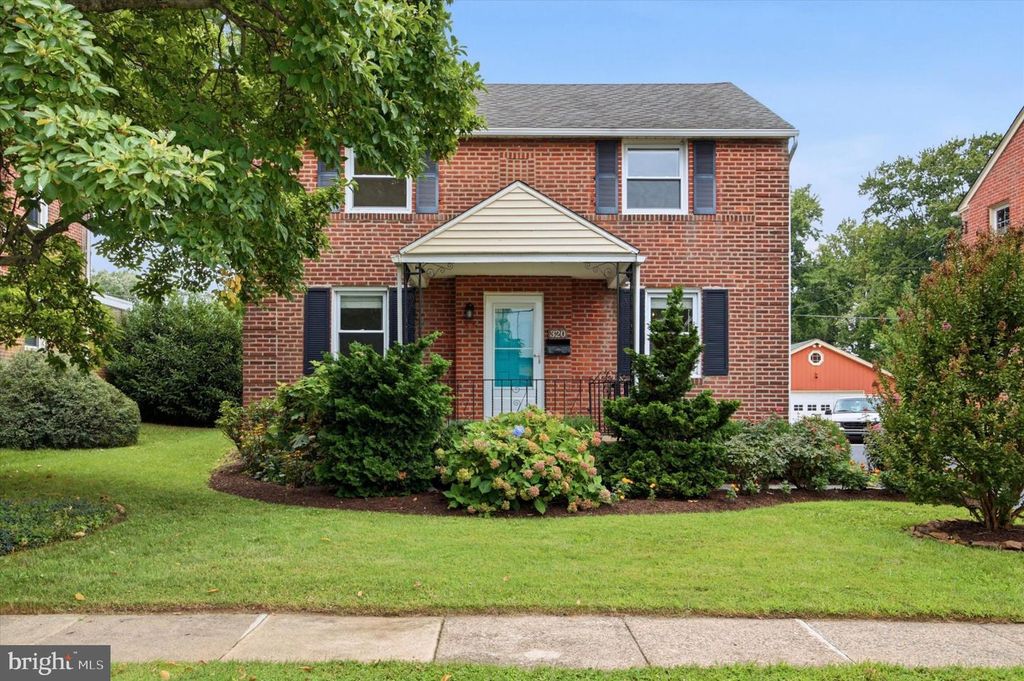 320 CHILDS AVE, DREXEL HILL, PA 19026 — exterior