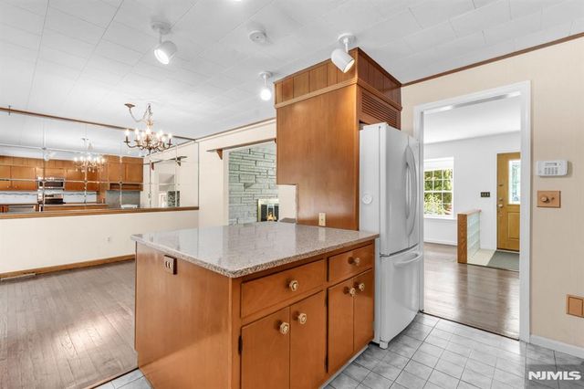 15 E Timber Lane, West Milford, NJ 07435