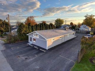 54 Mckinley Street, Huron, OH 44839