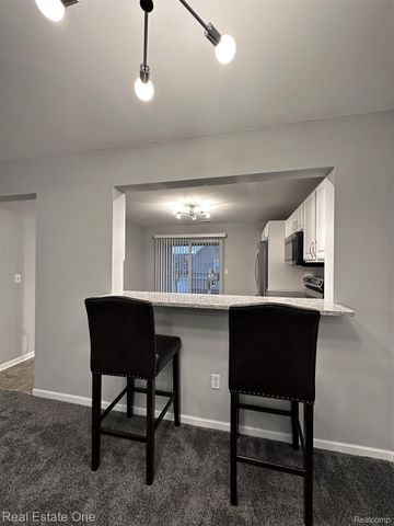 51810 LIONEL Lane, Chesterfield Township, MI 48051