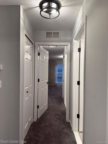 51810 LIONEL Lane, Chesterfield Township, MI 48051