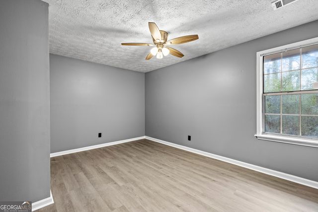 924 Polk Road, Moreland, GA 30259