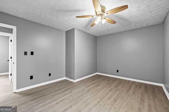 924 Polk Road, Moreland, GA 30259