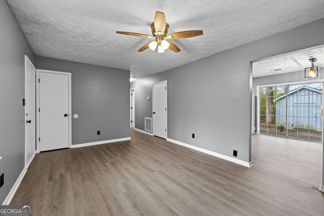 924 Polk Road, Moreland, GA 30259