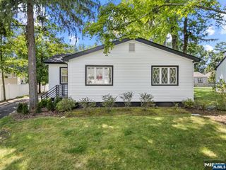 137 Myrtle Avenue, Allendale, NJ 07401