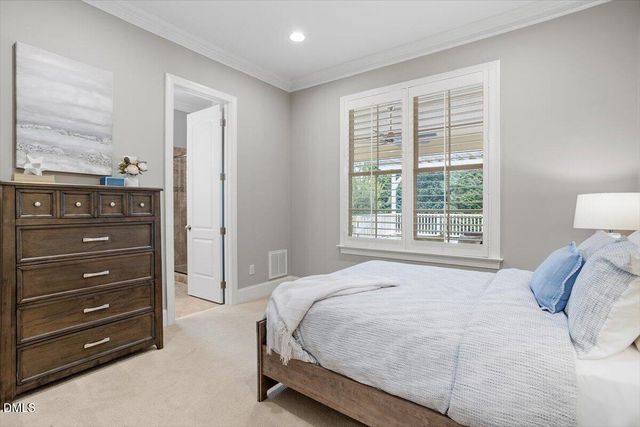 105 Beacon Hollow Place, Cary, NC 27519