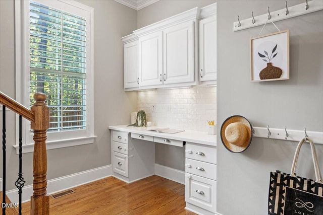 105 Beacon Hollow Place, Cary, NC 27519