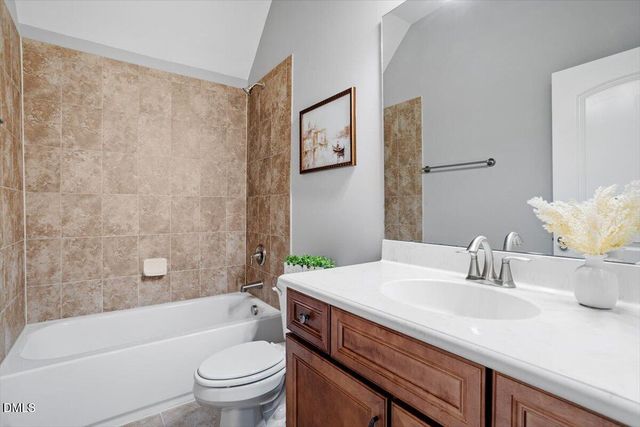 105 Beacon Hollow Place, Cary, NC 27519