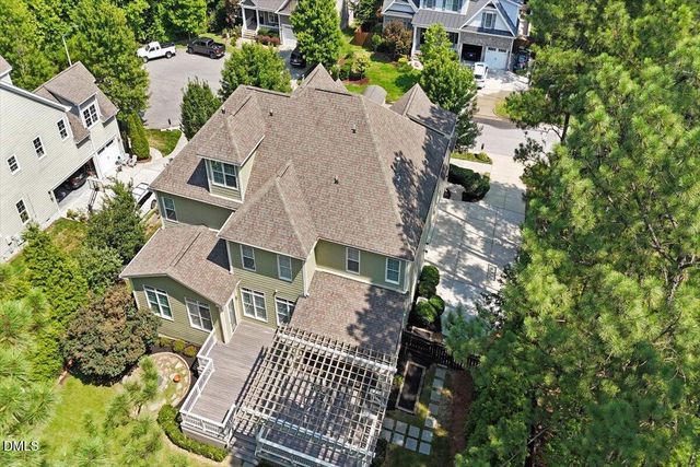 105 Beacon Hollow Place, Cary, NC 27519