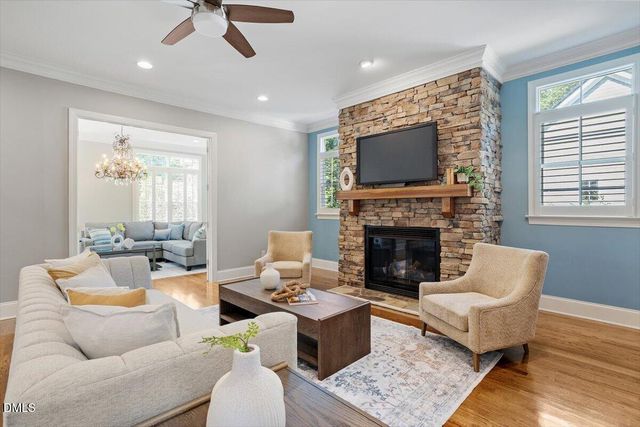 105 Beacon Hollow Place, Cary, NC 27519