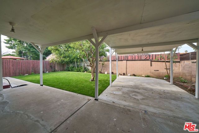 15401 Covello Street, Van Nuys (los Angeles), CA 91406