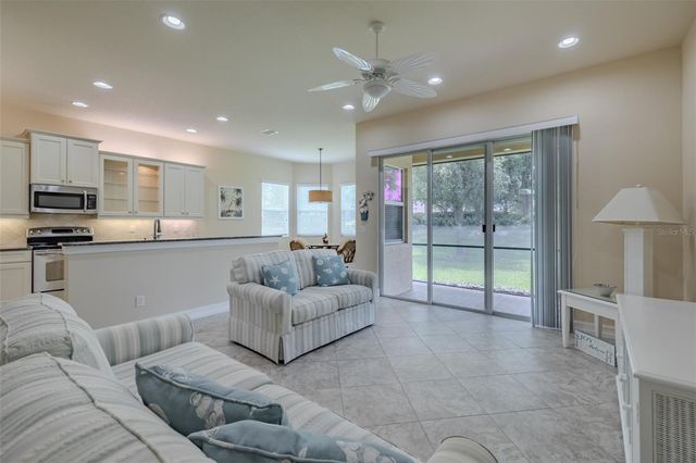 16020 GOLDEN LAKES DRIVE, Wimauma, FL 33598