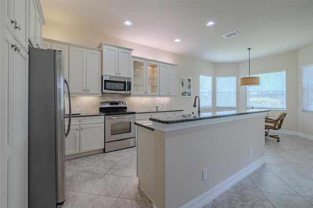 16020 GOLDEN LAKES DRIVE, Wimauma, FL 33598