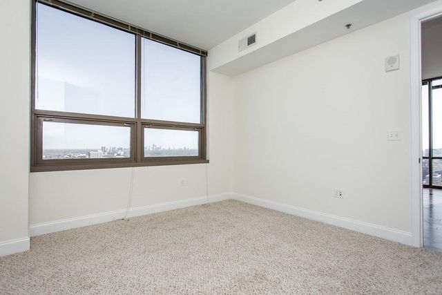 270 17th Street NW 2702, Atlanta, GA 30363
