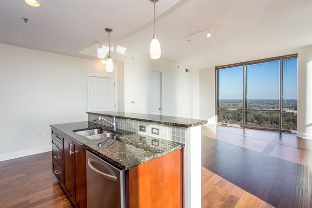 270 17th Street NW 2702, Atlanta, GA 30363