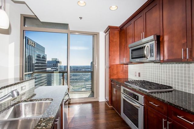 270 17th Street NW 2702, Atlanta, GA 30363