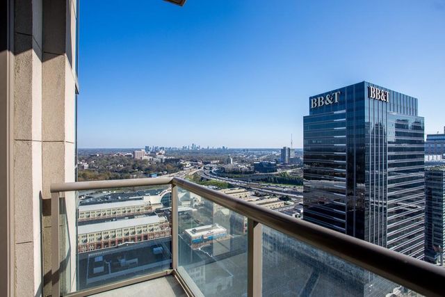 270 17th Street NW 2702, Atlanta, GA 30363