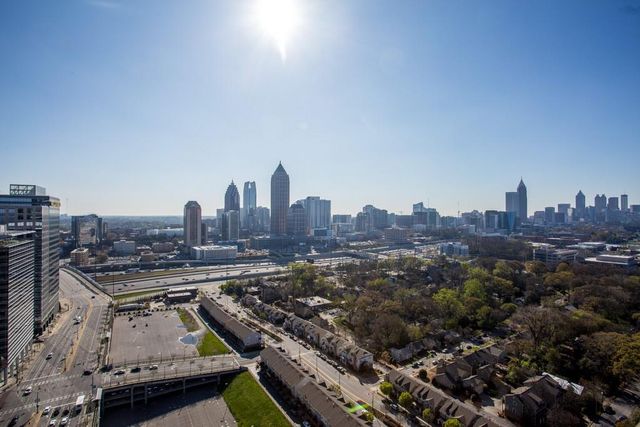 270 17th Street NW 2702, Atlanta, GA 30363