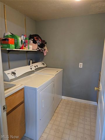 387 Stable Drive, Lagrange, OH 44050