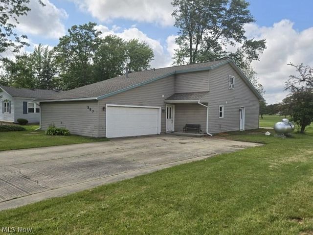 387 Stable Drive, Lagrange, OH 44050