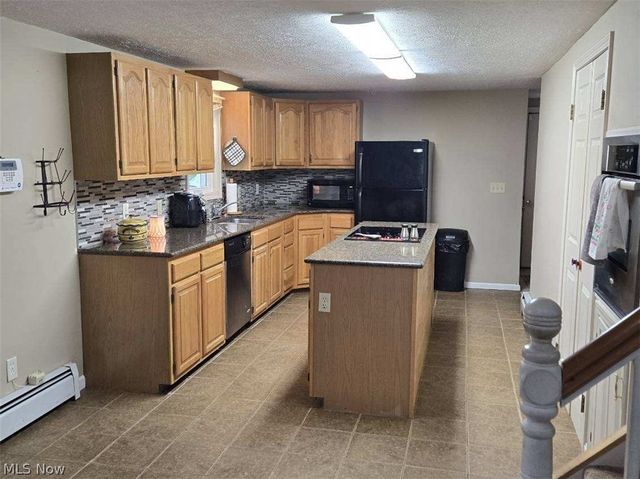 387 Stable Drive, Lagrange, OH 44050