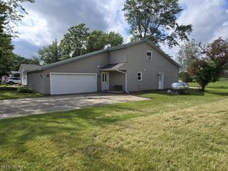 387 Stable Drive, Lagrange, OH 44050