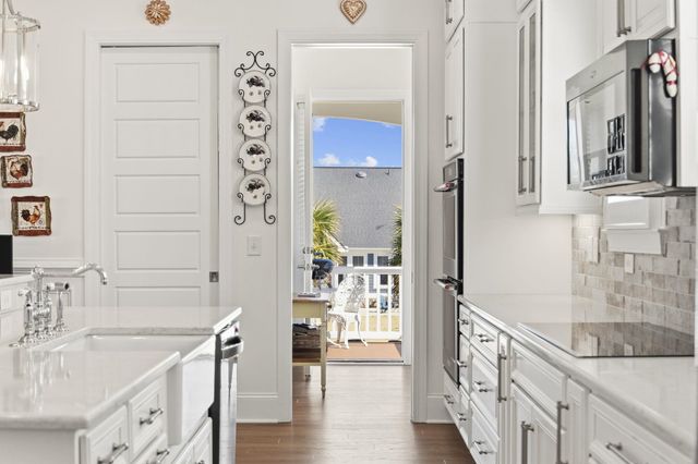 2001 Summer Rose Ln., Myrtle Beach, SC 29579