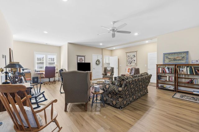 2001 Summer Rose Ln., Myrtle Beach, SC 29579