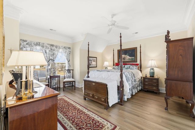 2001 Summer Rose Ln., Myrtle Beach, SC 29579