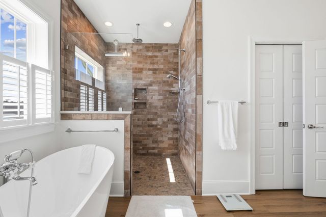 2001 Summer Rose Ln., Myrtle Beach, SC 29579