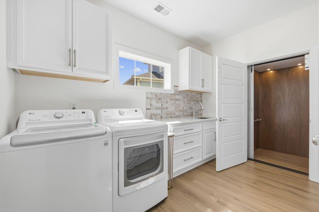 2001 Summer Rose Ln., Myrtle Beach, SC 29579