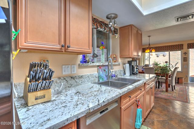 3355 S Calle Del Albano, Green Valley, AZ 85622