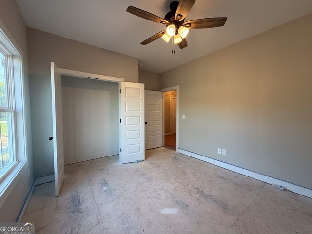 53 Hunts Ridge Drive, Cleveland, GA 30528