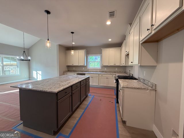 53 Hunts Ridge Drive, Cleveland, GA 30528
