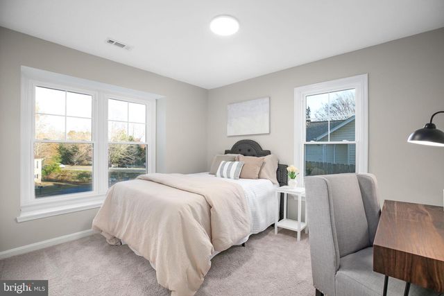 3 BRENTWOOD LN, Fredericksburg, VA 22405