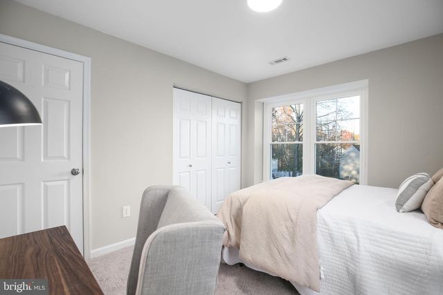 3 BRENTWOOD LN, Fredericksburg, VA 22405