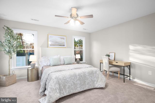 3 BRENTWOOD LN, Fredericksburg, VA 22405