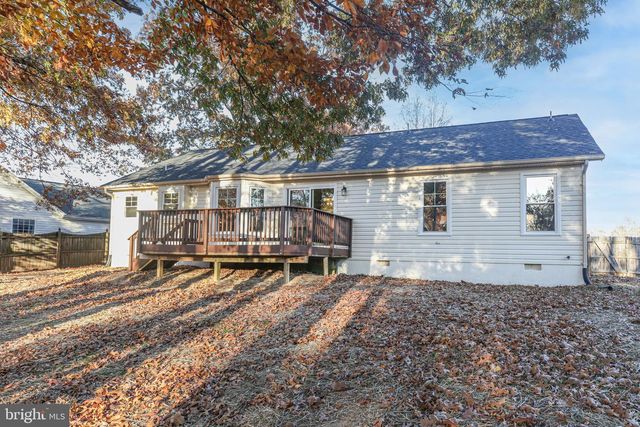 3 BRENTWOOD LN, Fredericksburg, VA 22405