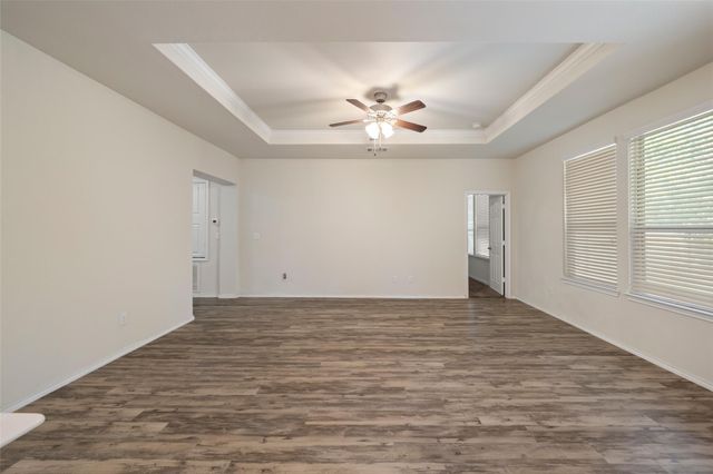 2055 Lost Timbers Drive, Conroe, TX 77304