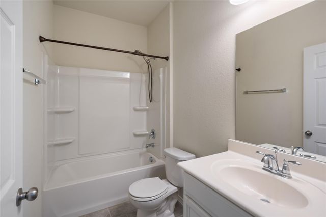 2055 Lost Timbers Drive, Conroe, TX 77304