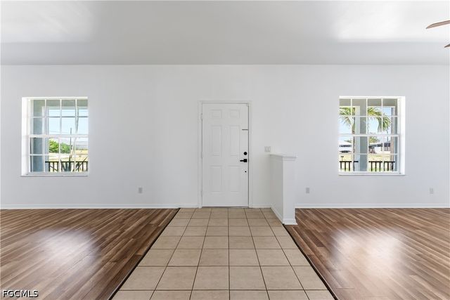 1824 SW 2nd ST, Cape Coral, FL 33991
