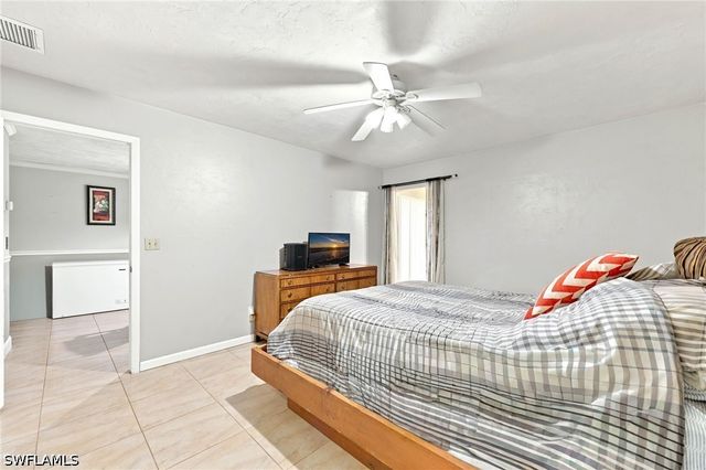 2315 54th TER SW, Naples, FL 34116
