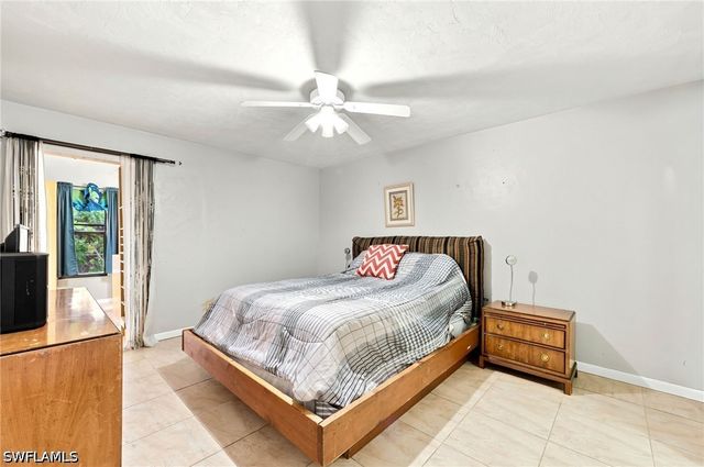 2315 54th TER SW, Naples, FL 34116