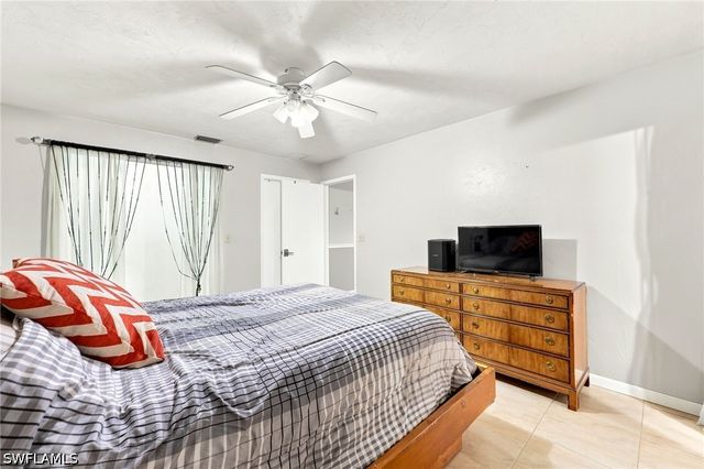 2315 54th TER SW, Naples, FL 34116
